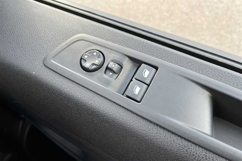 Used Vauxhall Vivaro 2024 for sale - 76488900: Photo 16