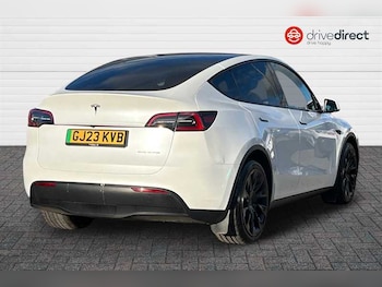 Used Tesla Model Y 2023 for sale - 76956604: Photo