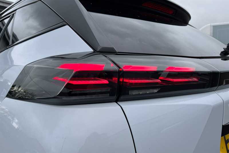 Used Peugeot 2008 2023 for sale - 76733279: Photo 31