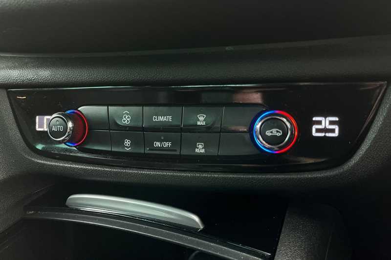 Used Vauxhall Insignia 2018 for sale - 76529543: Photo 15