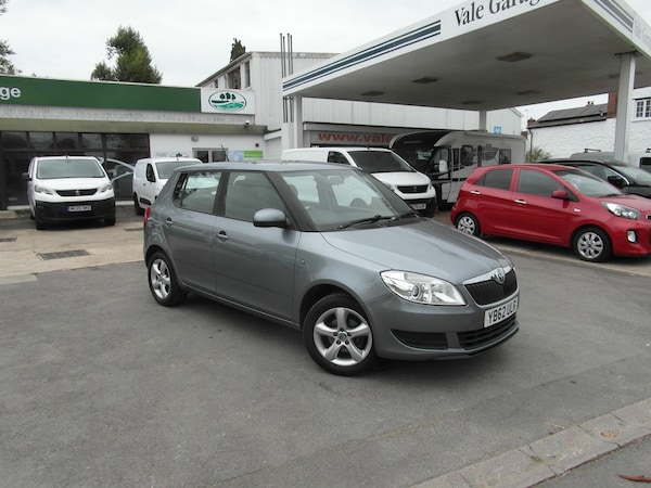 Used Skoda Fabia 2013 for sale - 76056389: Photo 2