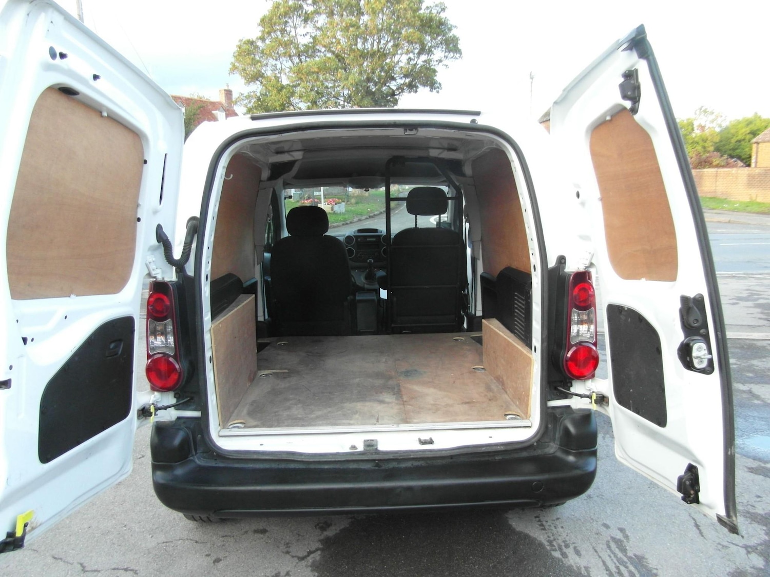 Used Citroen Berlingo 2017 for sale - 76941337: Photo 17