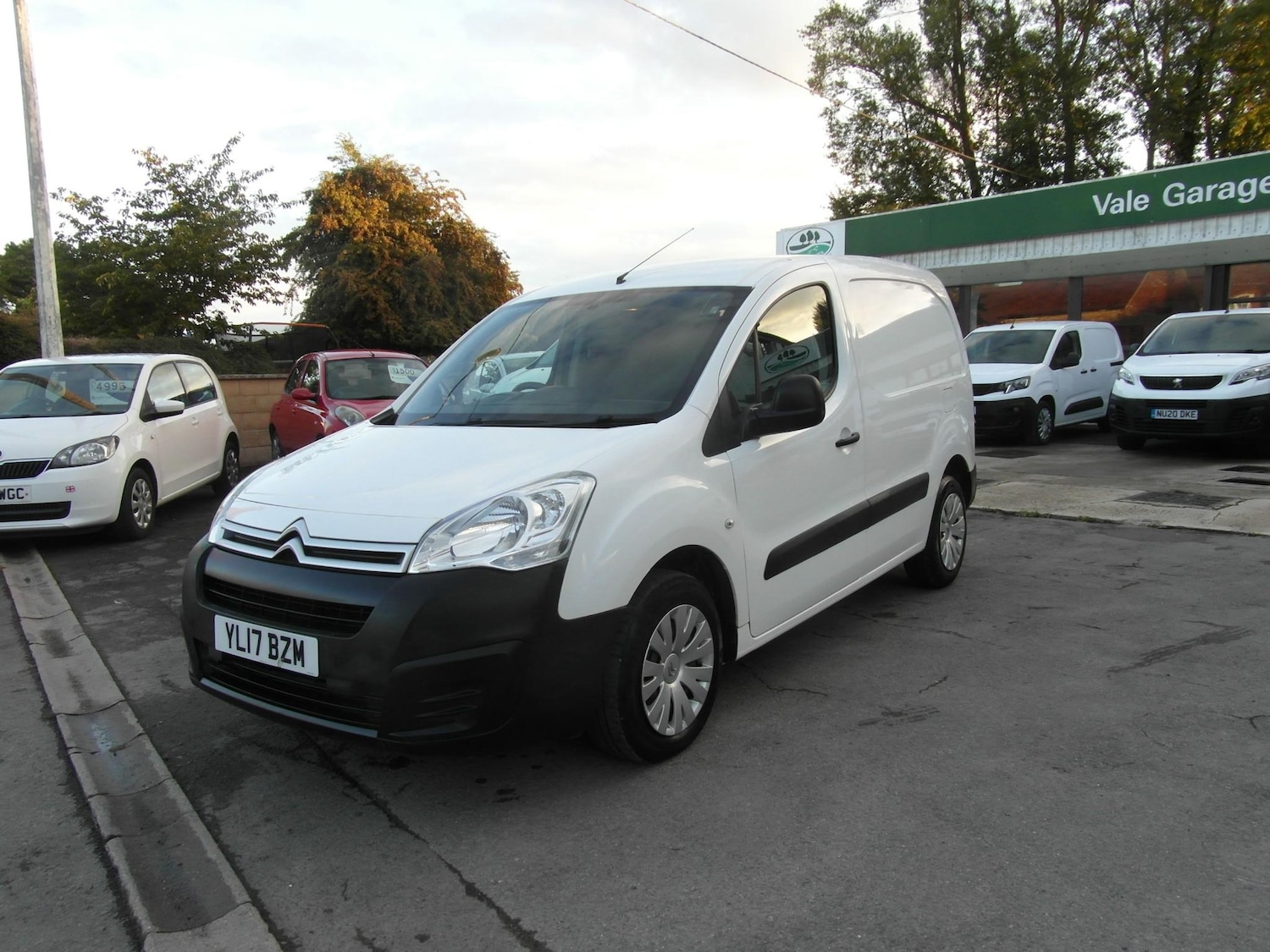 Used Citroen Berlingo 2017 for sale - 76941337: Photo 4