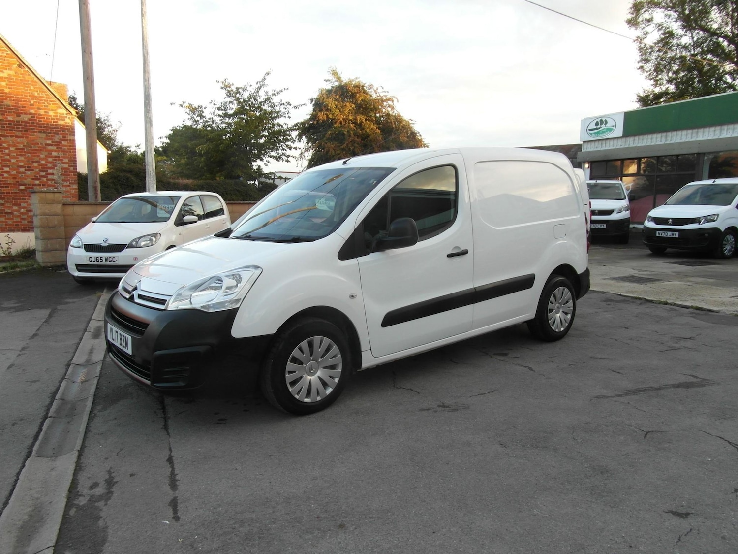 Used Citroen Berlingo 2017 for sale - 76941337: Photo 5