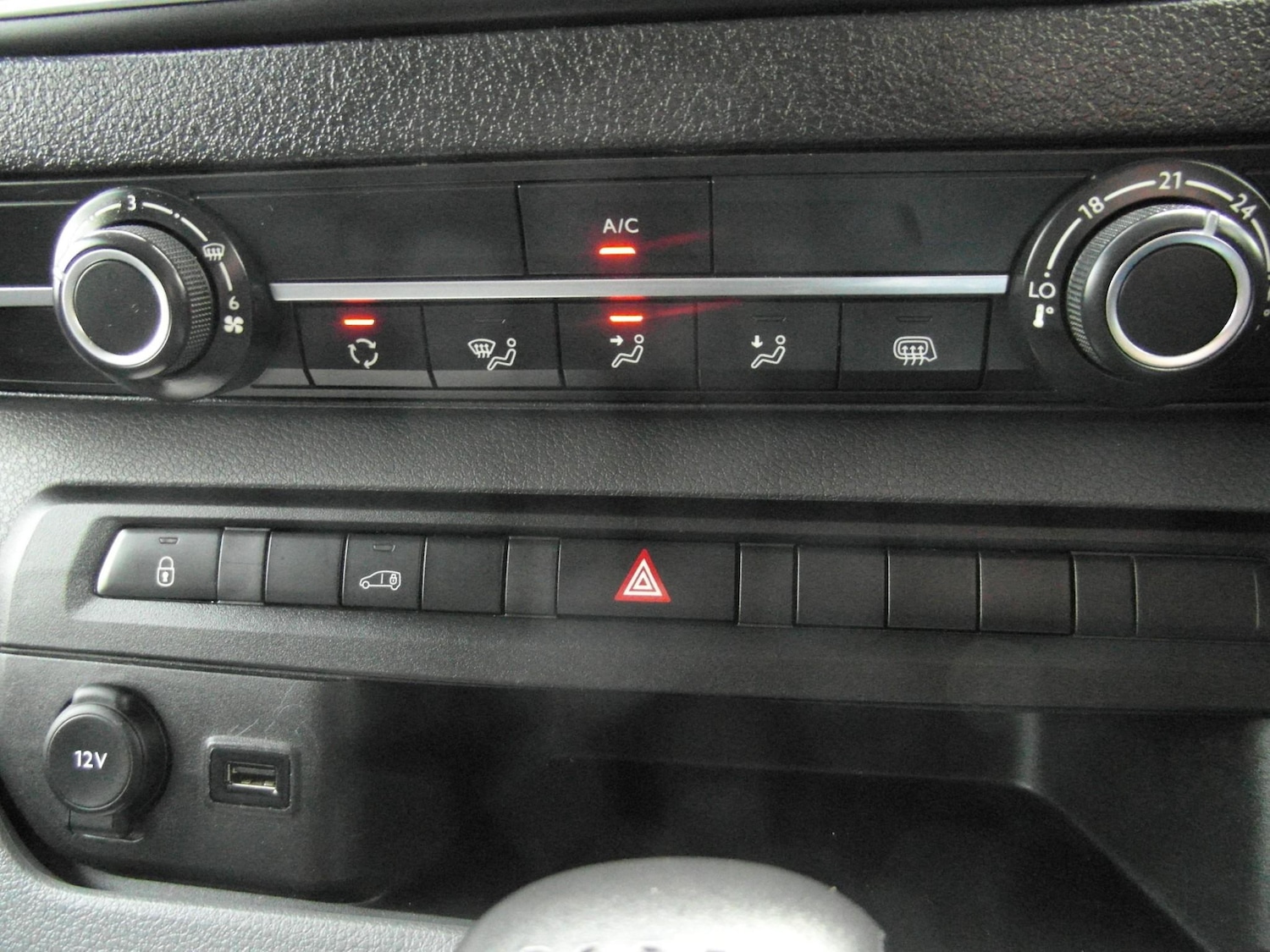 Used Peugeot Expert 2020 for sale - 76900031: Photo 16