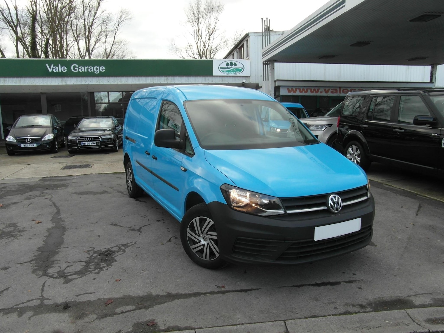 Used Volkswagen Caddy Maxi 2017 for sale - 76866786: Photo 4