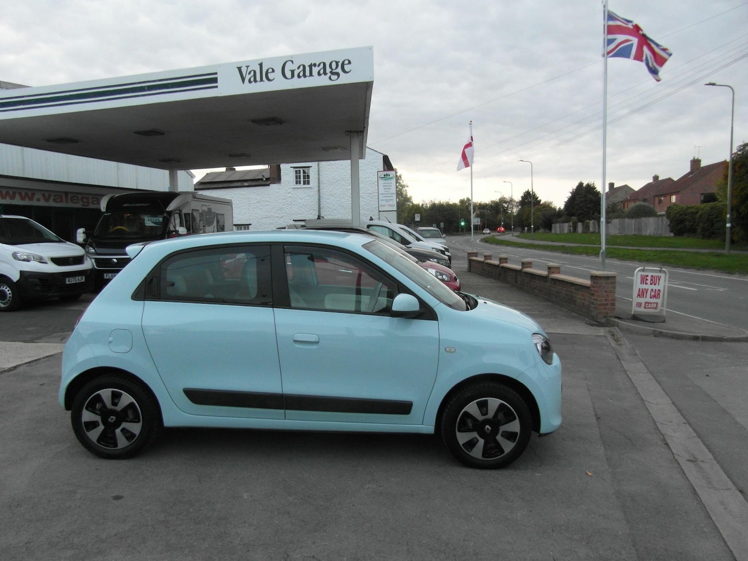 Used Renault Twingo 2015 for sale - 76866794: Photo 16