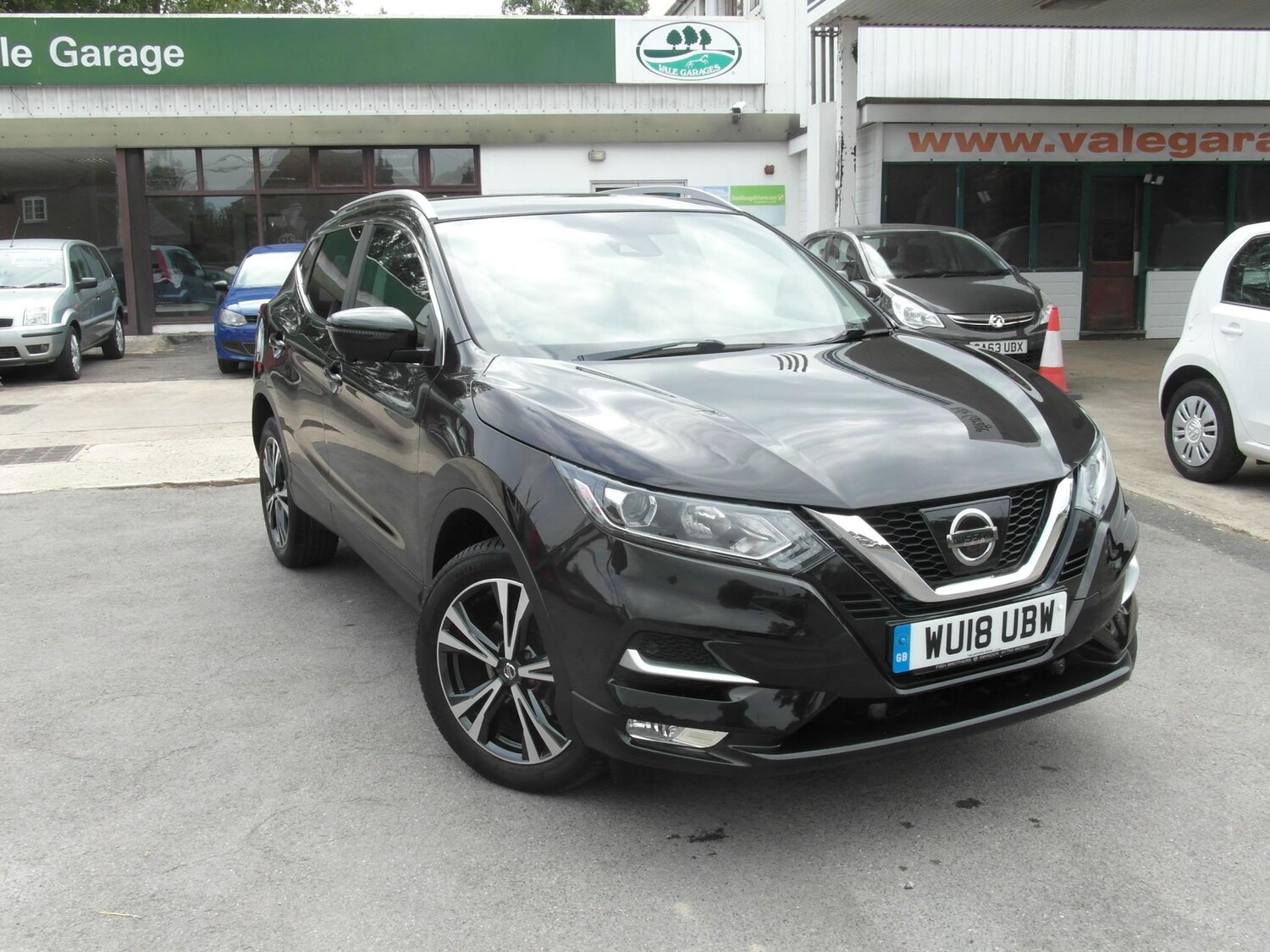 Used Nissan Qashqai 2018 for sale - 76168000: Photo 3