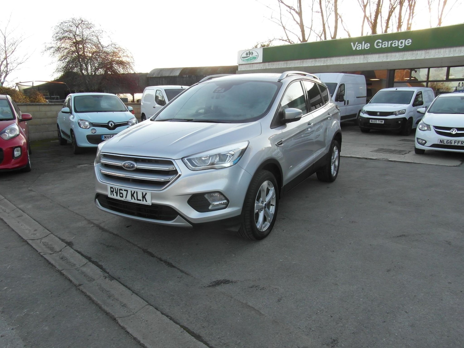 Used Ford Kuga 2017 for sale - 77048238: Photo 5