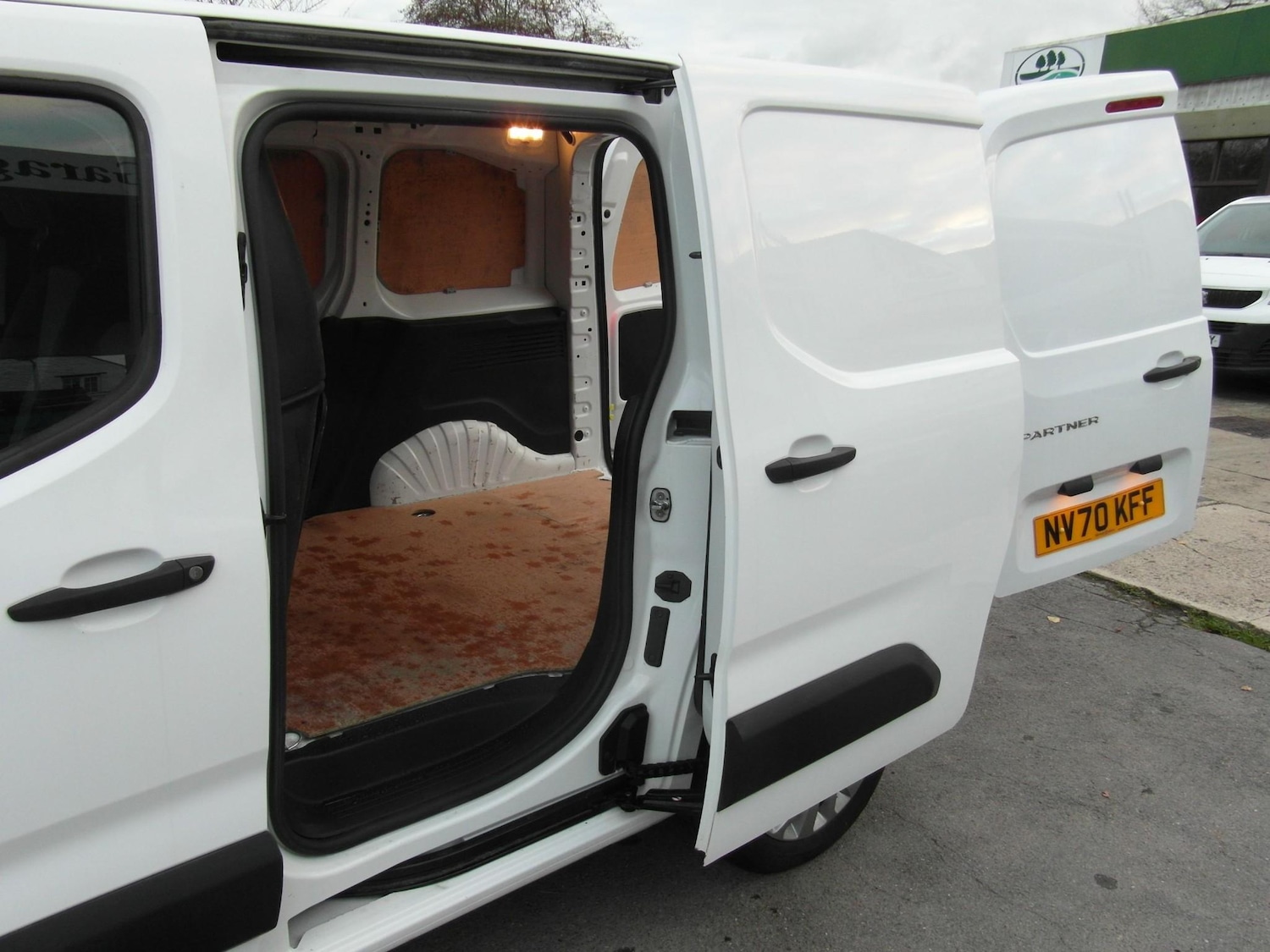 Used Peugeot Partner 2020 for sale - 76866775: Photo 15