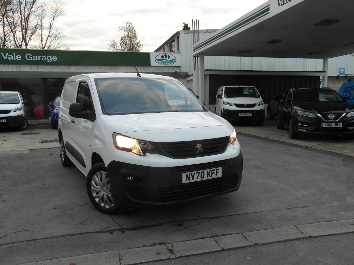 Used Peugeot Partner 2020 for sale - 76866775: Photo 2