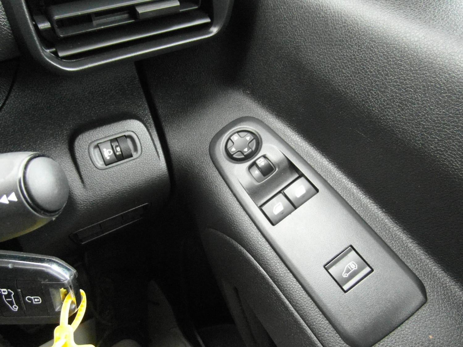 Used Peugeot Partner 2020 for sale - 76866775: Photo 21