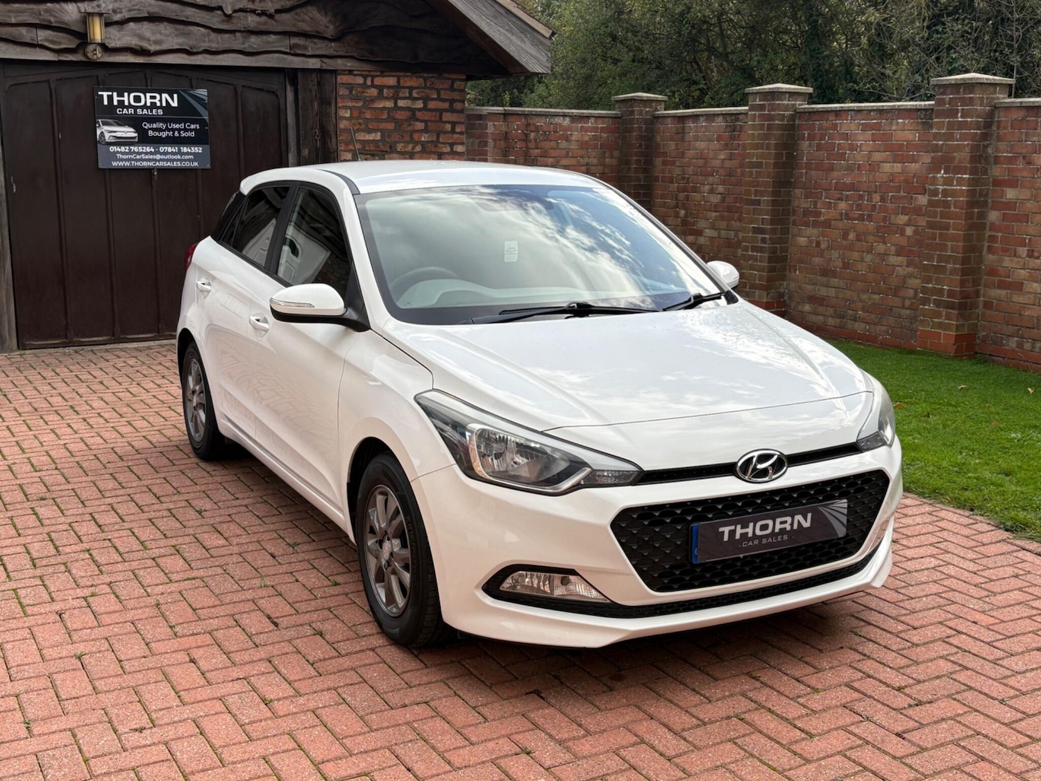 Used Hyundai i20 2017 for sale - 76398975: Photo 1