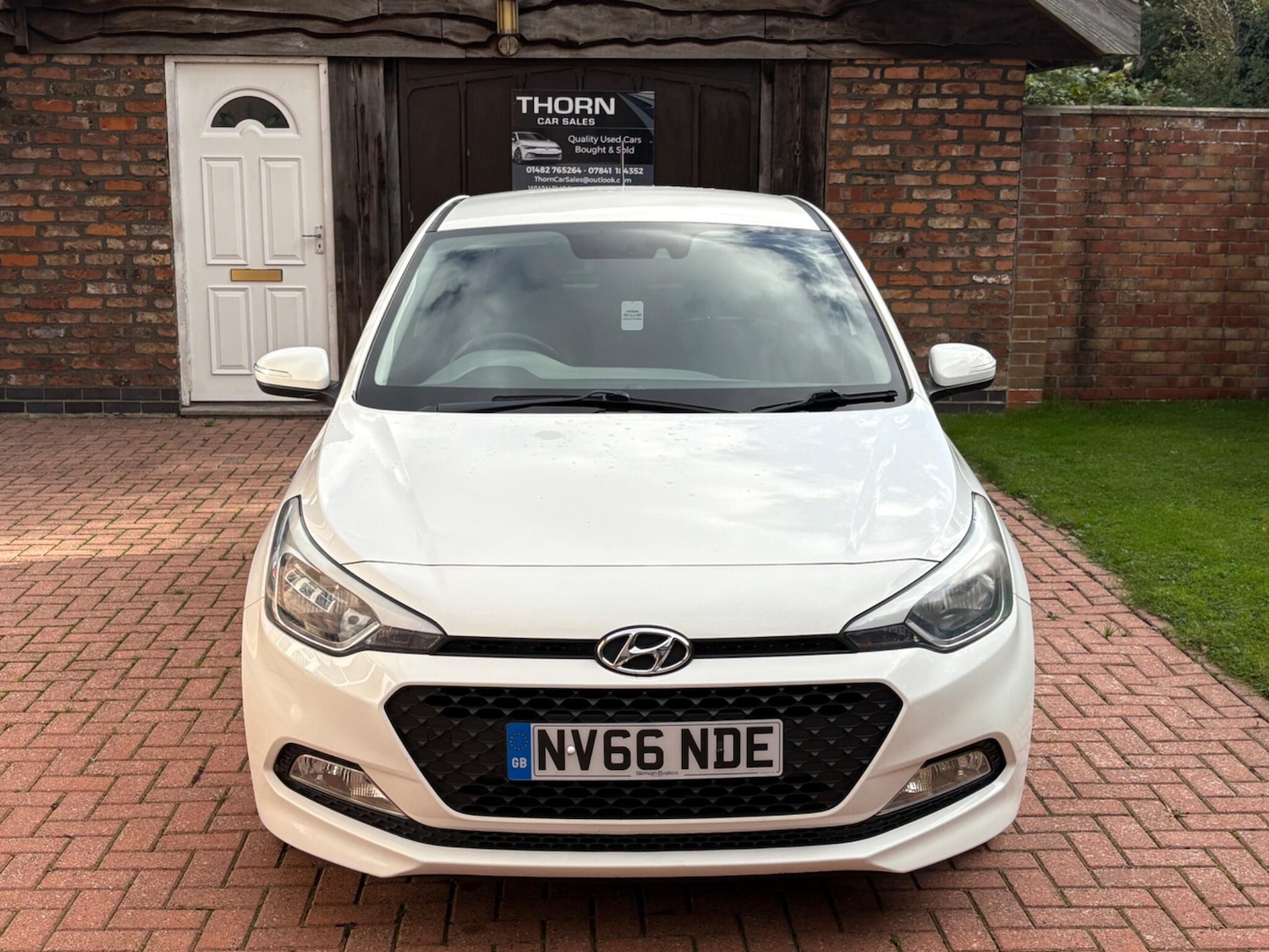 Used Hyundai i20 2017 for sale - 76398975: Photo 2