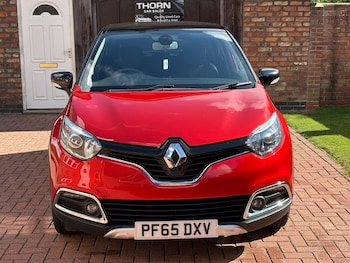 Used Renault Captur 2015 for sale - 76201384: Photo