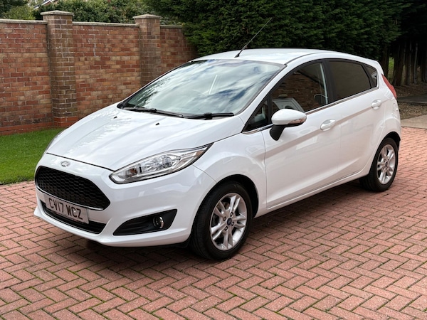 Used Ford Fiesta 2017 for sale - 76214529: Photo 3