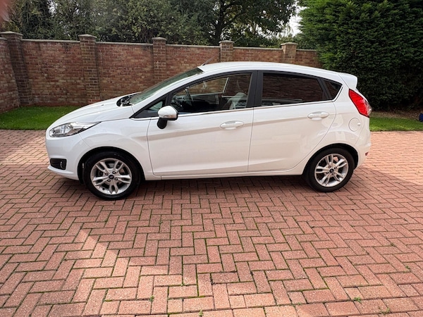 Used Ford Fiesta 2017 for sale - 76214529: Photo 5