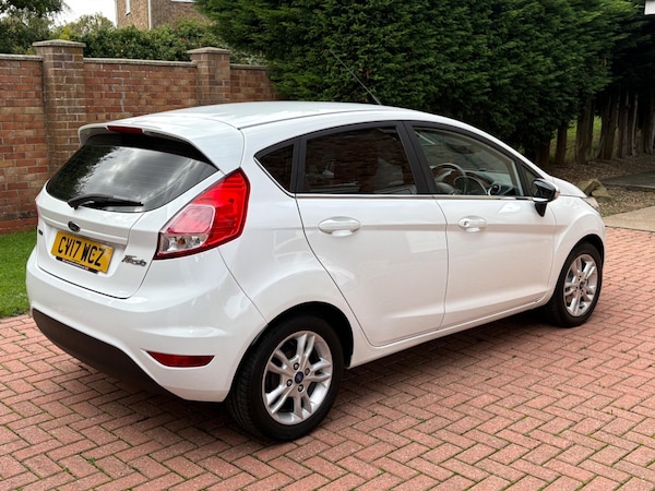 Used Ford Fiesta 2017 for sale - 76214529: Photo 8