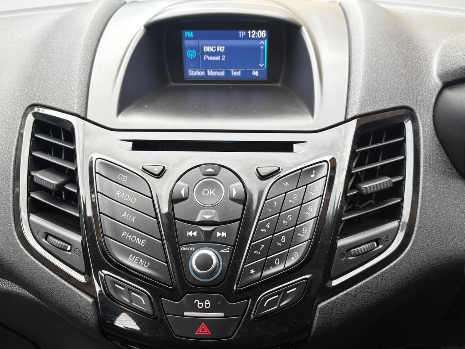 Used Ford Fiesta 2017 for sale - 76597135: Photo 18