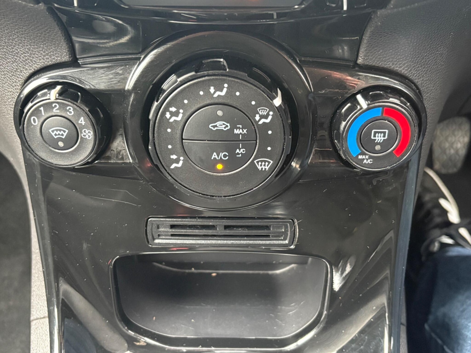 Used Ford Fiesta 2017 for sale - 76597135: Photo 21