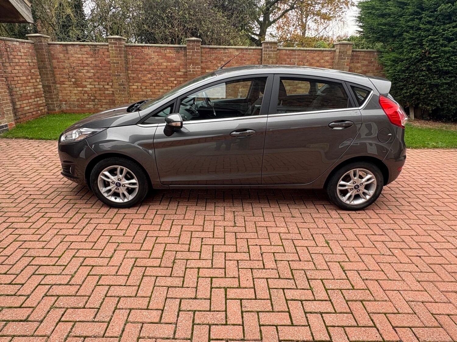 Used Ford Fiesta 2017 for sale - 76597135: Photo 5