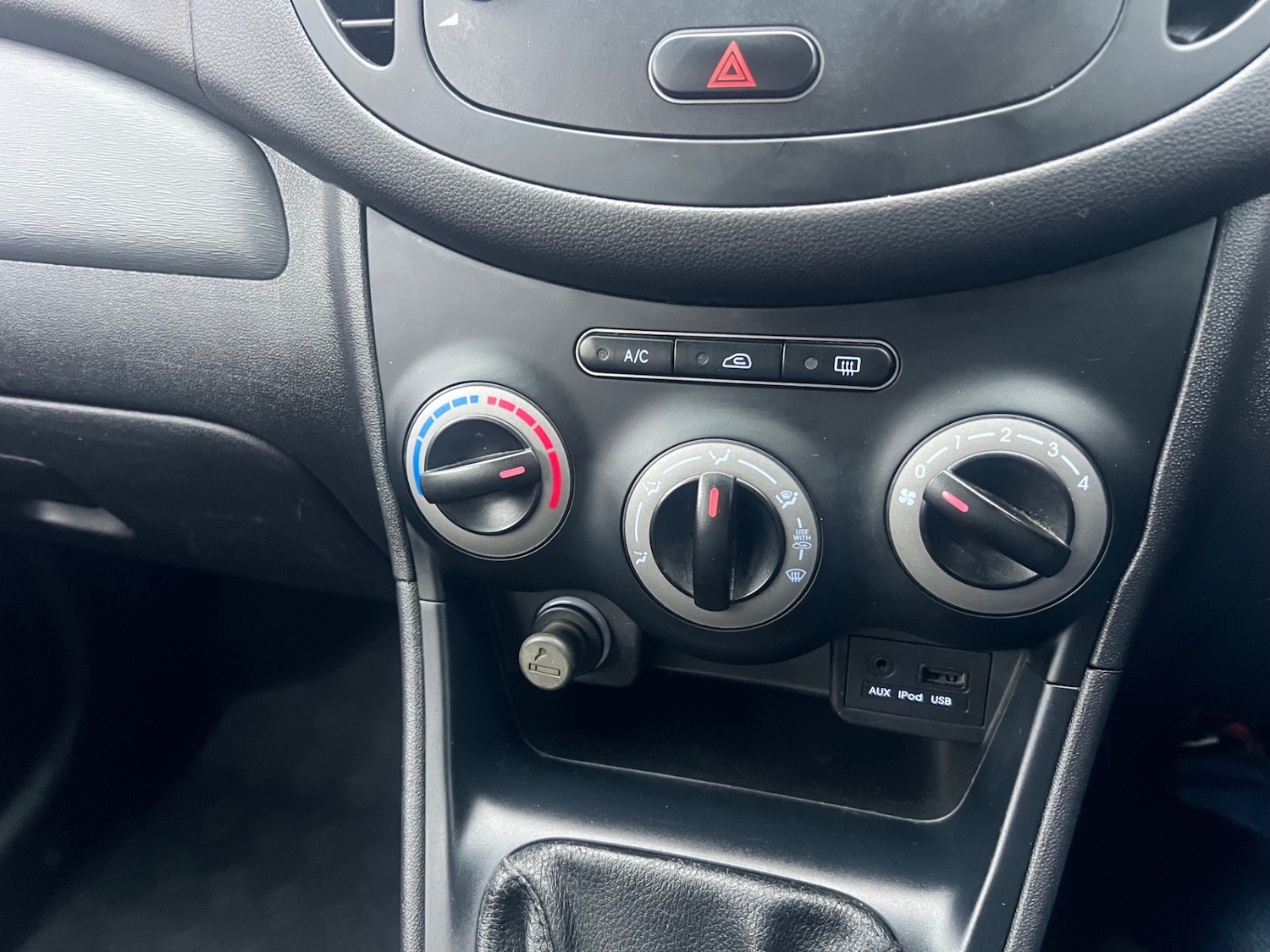 Used Hyundai i10 2011 for sale - 77607301: Photo 21