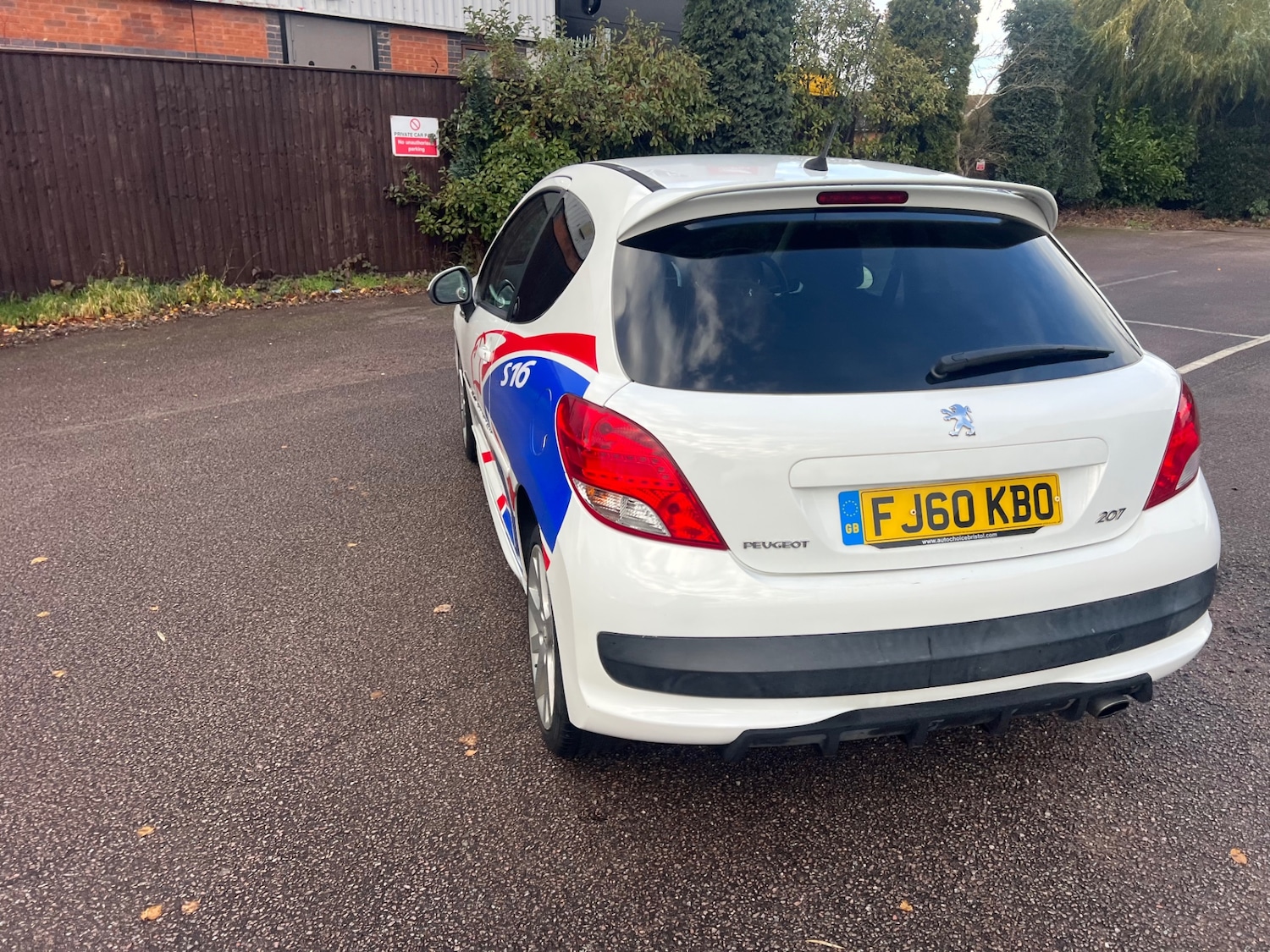 Used Peugeot 207 2010 for sale - 77118501: Photo 10
