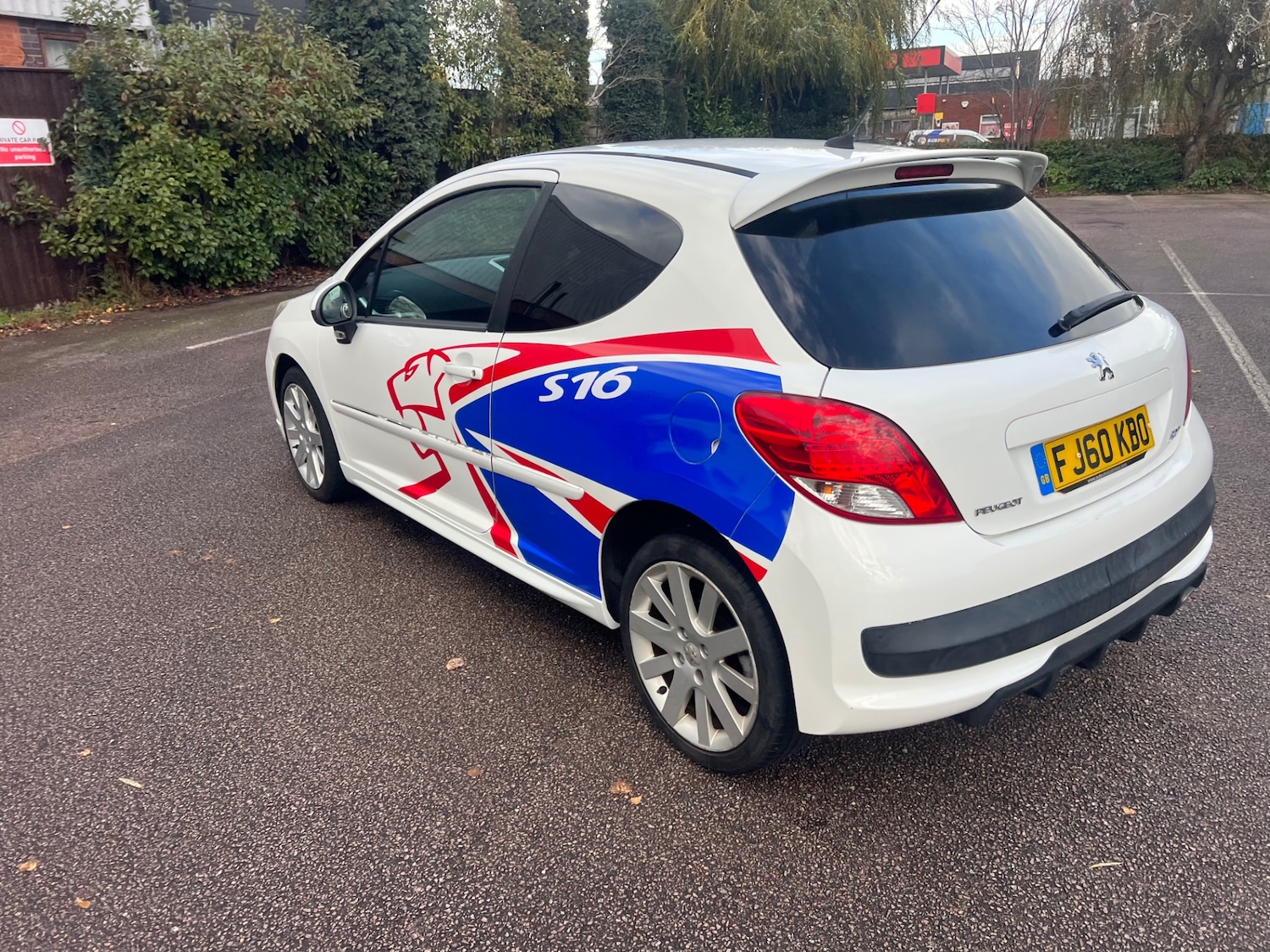 Used Peugeot 207 2010 for sale - 77118501: Photo 11