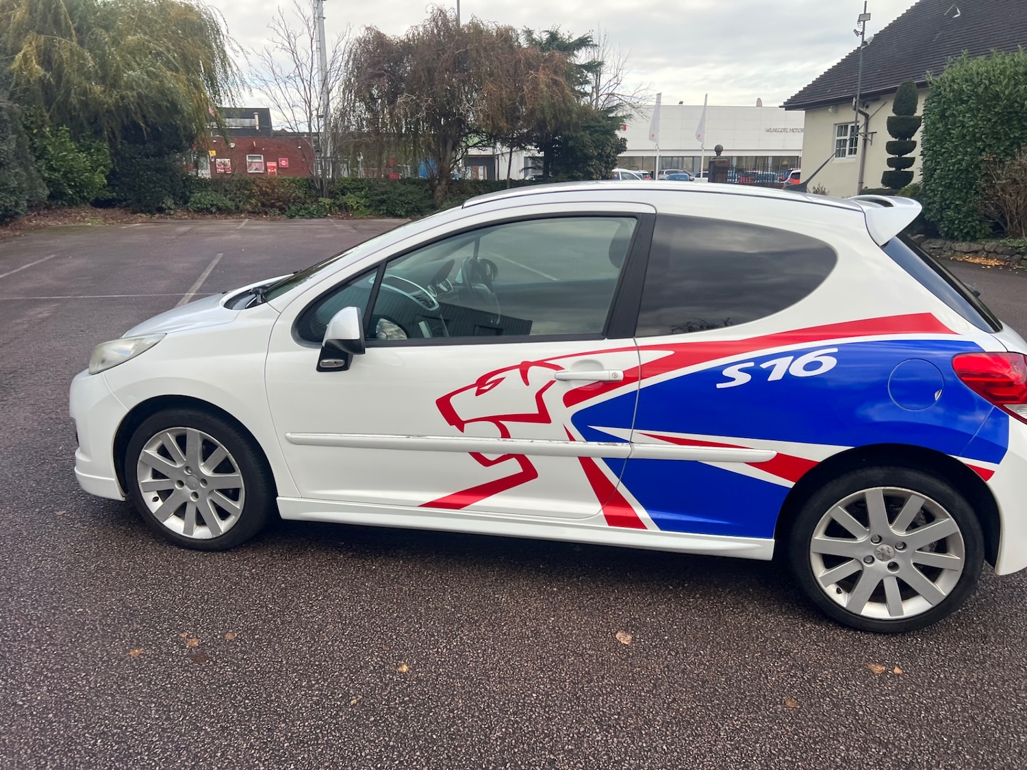 Used Peugeot 207 2010 for sale - 77118501: Photo 13
