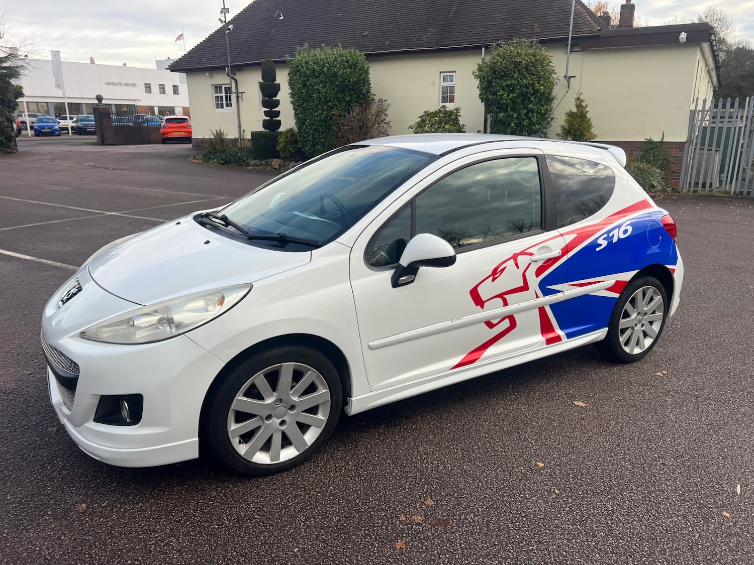 Used Peugeot 207 2010 for sale - 77118501: Photo 15