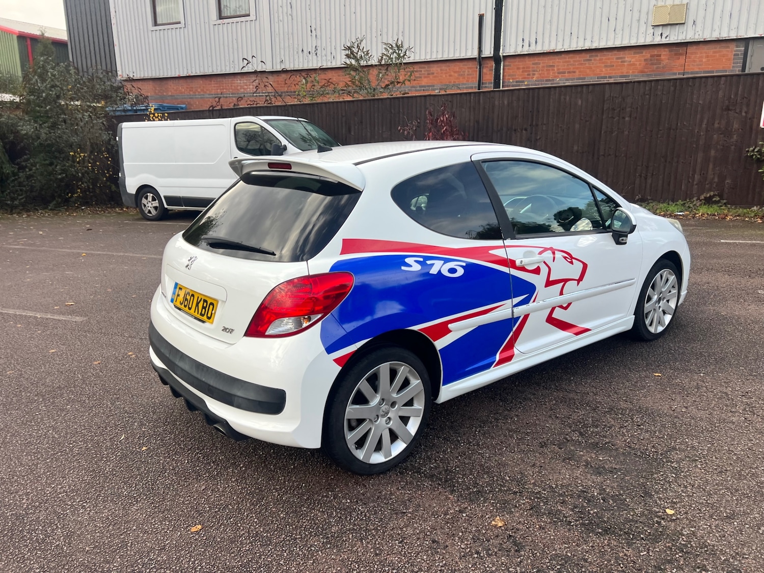 Used Peugeot 207 2010 for sale - 77118501: Photo 7