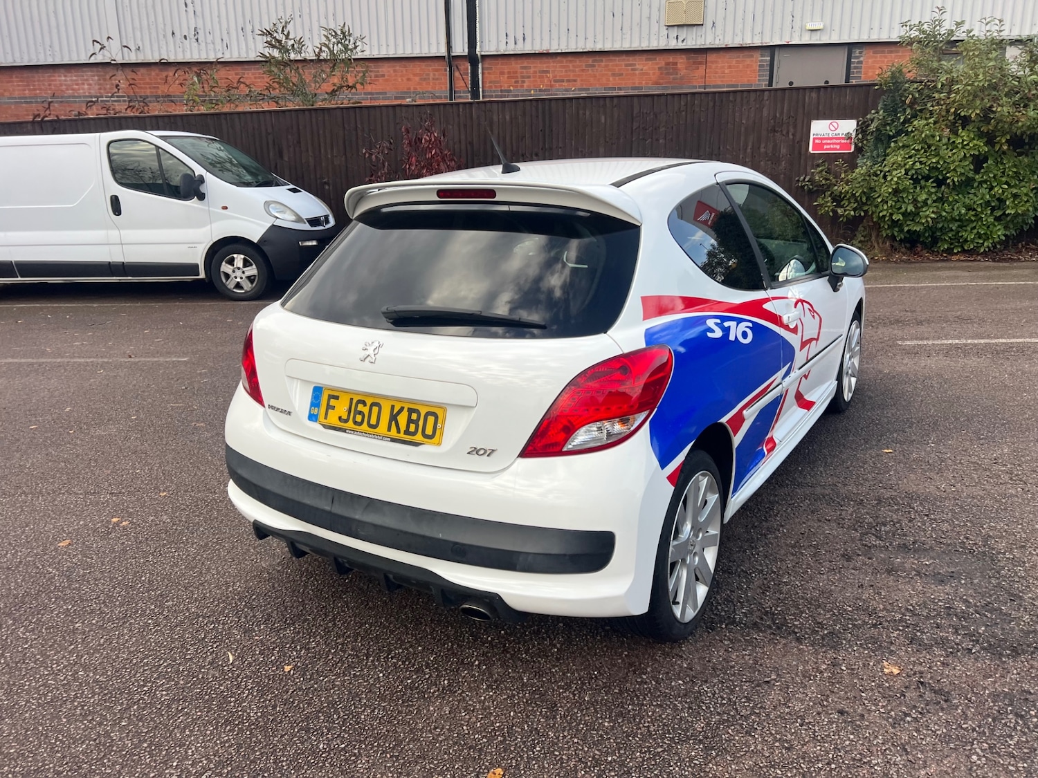 Used Peugeot 207 2010 for sale - 77118501: Photo 8
