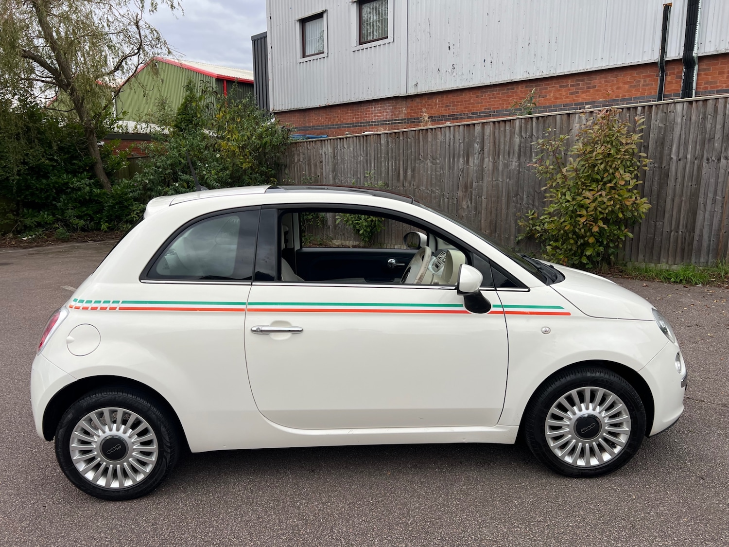 Used Fiat 500 2013 for sale - 77888282: Photo 2