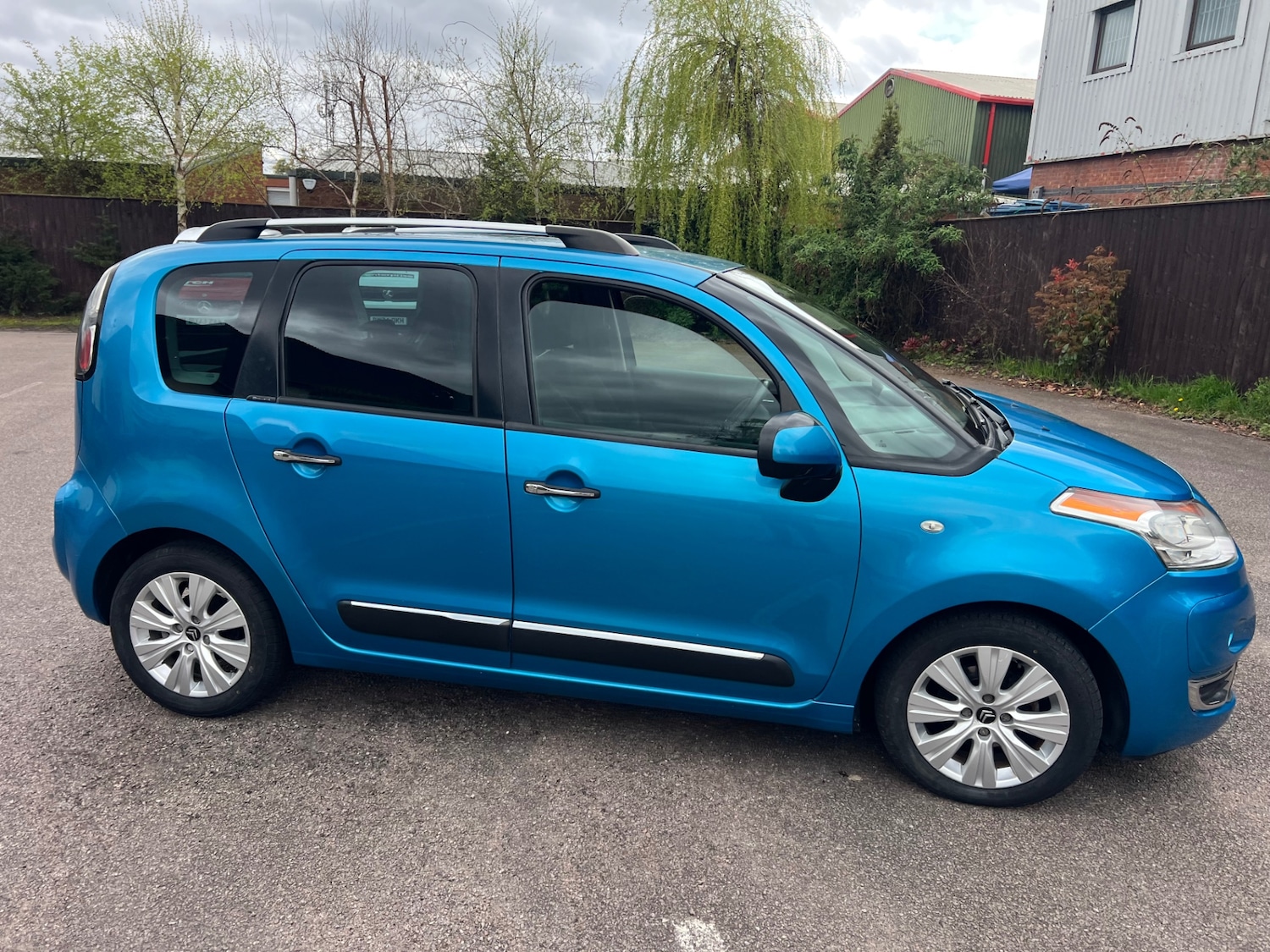 Used Citroen C3 Picasso 2012 for sale - 78123297: Photo 3