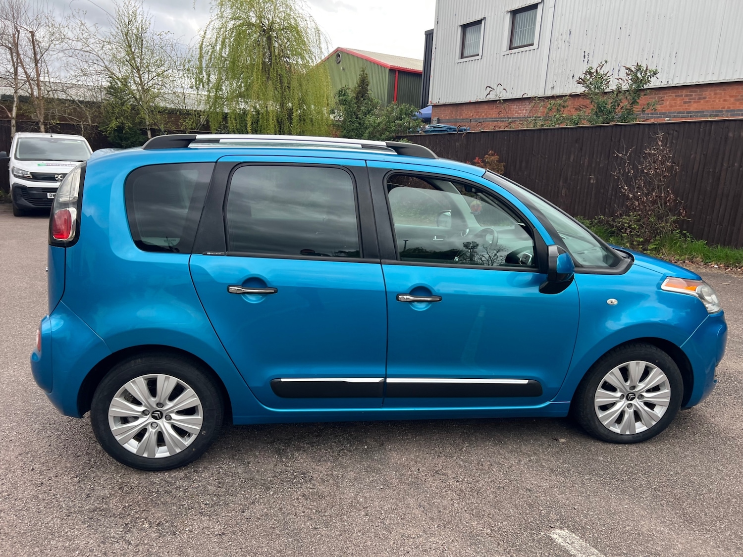 Used Citroen C3 Picasso 2012 for sale - 78123297: Photo 4