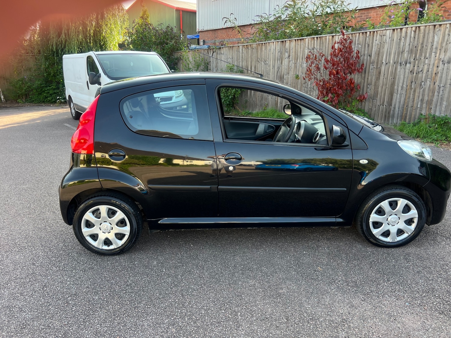 Used Peugeot 107 2009 for sale - 77118345: Photo 9