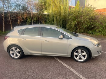 Used Vauxhall Astra 2010 for sale - 79864777: Photo