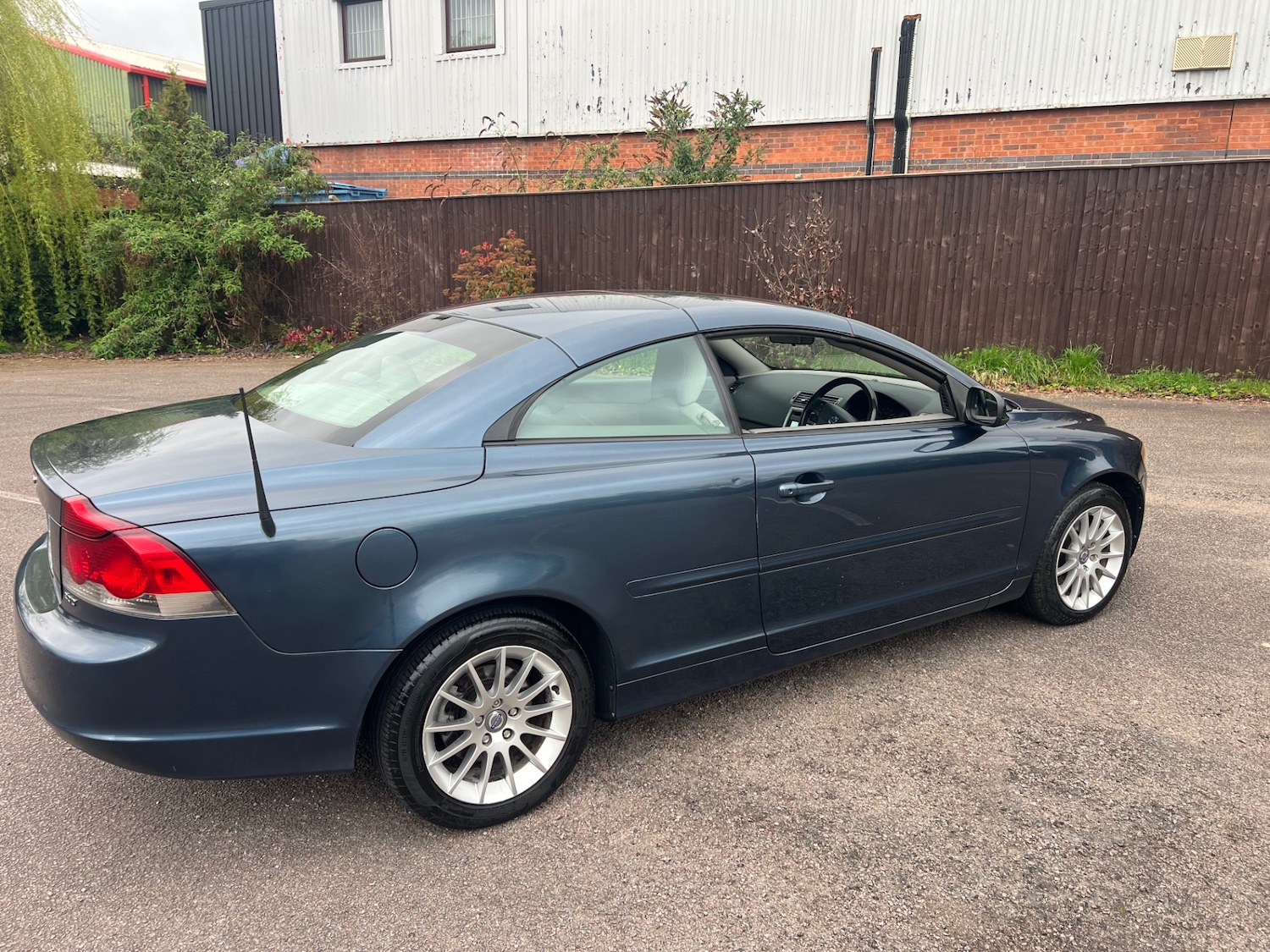 Used Volvo C70 2007 for sale - 78121808: Photo 5