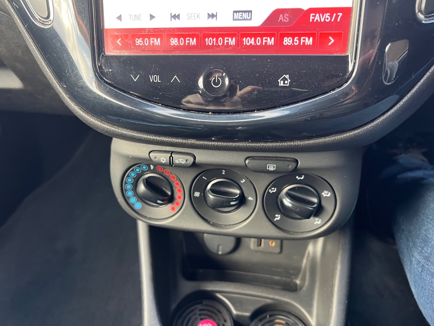 Used Vauxhall Corsa 2015 for sale - 77241100: Photo 24