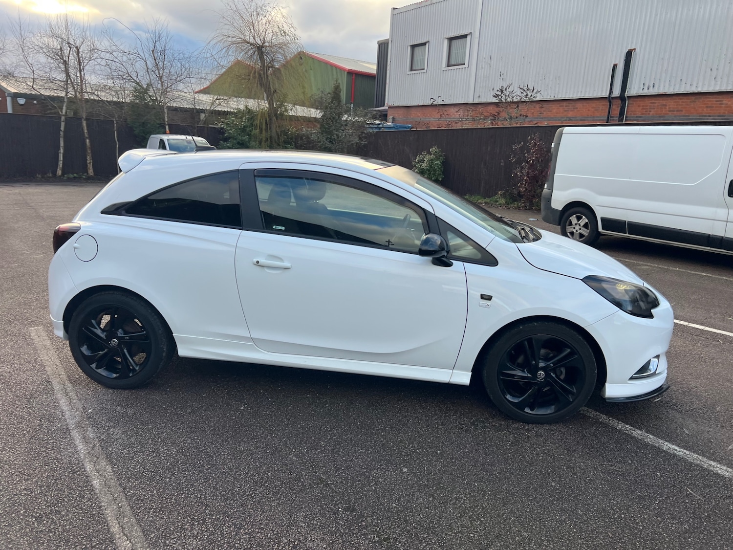 Used Vauxhall Corsa 2015 for sale - 77241100: Photo 4