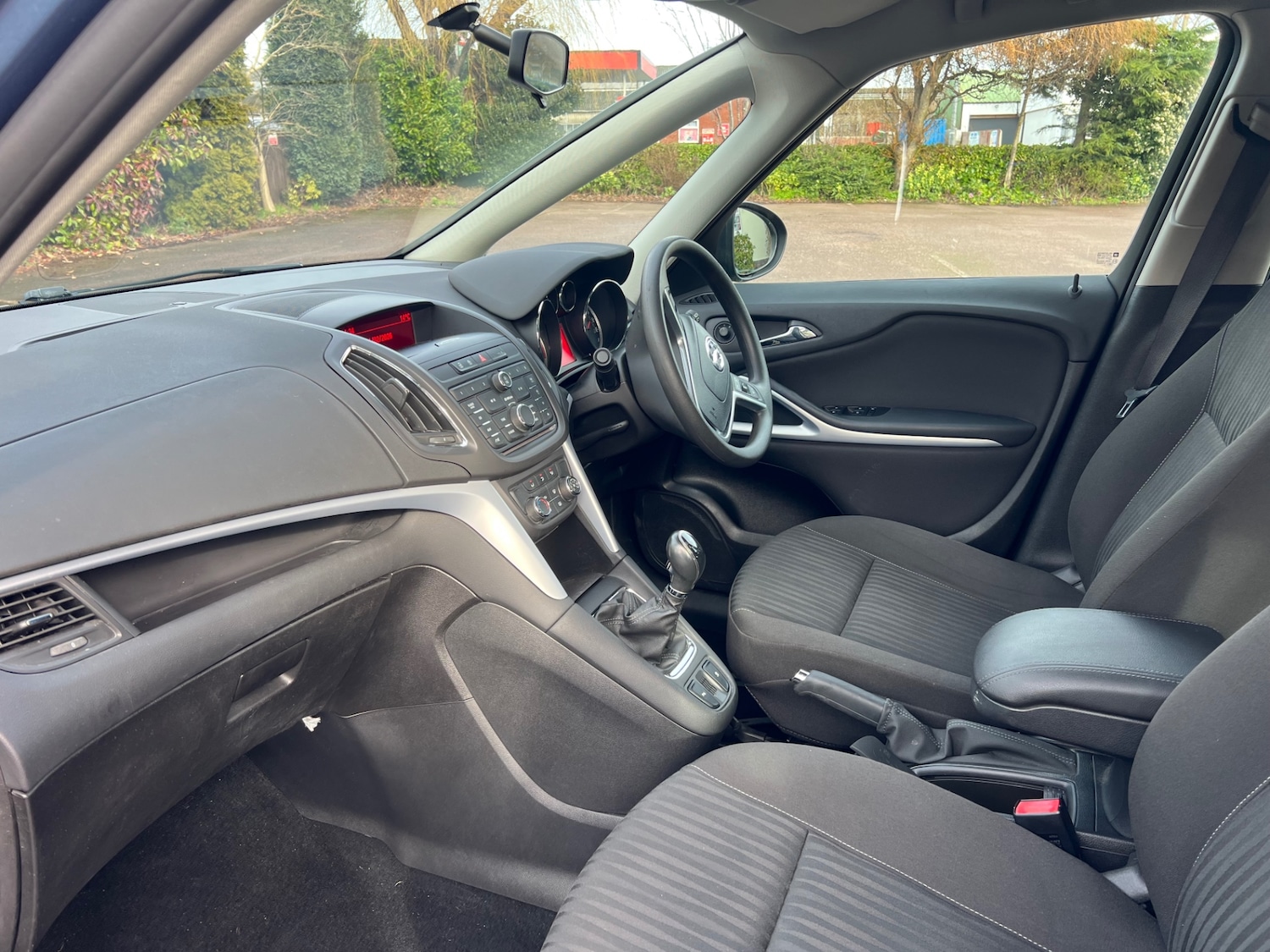 Used Vauxhall Zafira 2013 for sale - 77630166: Photo 14