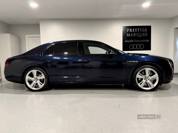 Used Bentley Flying Spur 2018 for sale - 75494648: Photo 2