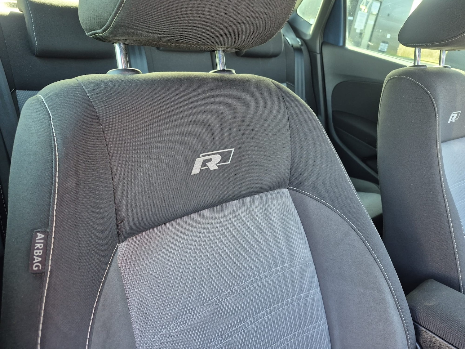 Used Volkswagen Polo 2015 for sale - 77733450: Photo 18