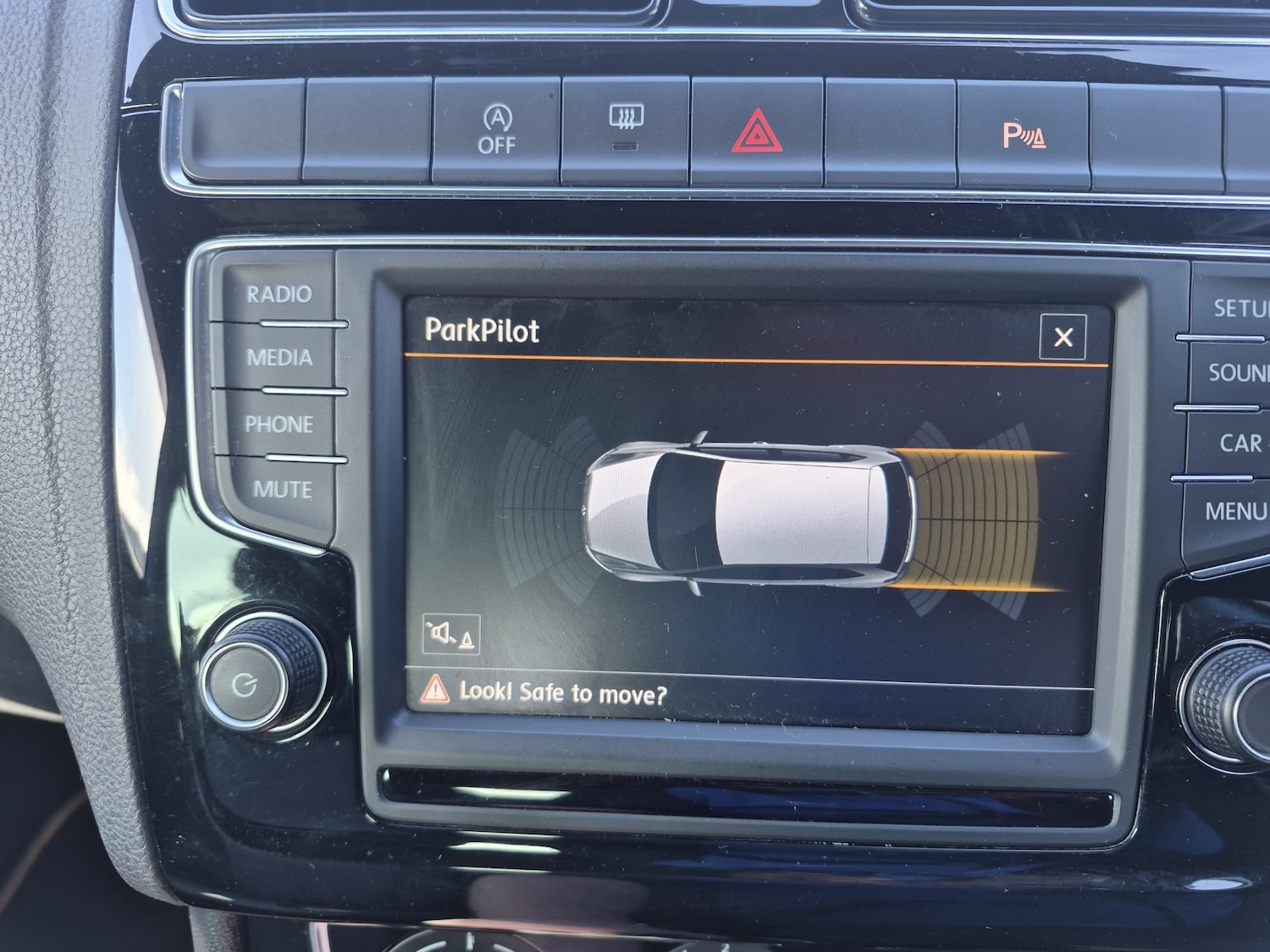 Used Volkswagen Polo 2015 for sale - 77733450: Photo 23