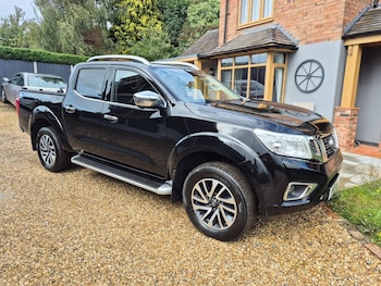 Nissan - Navara