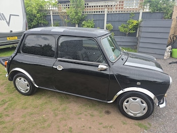 1990 (H) - Mayfair 2dr Auto