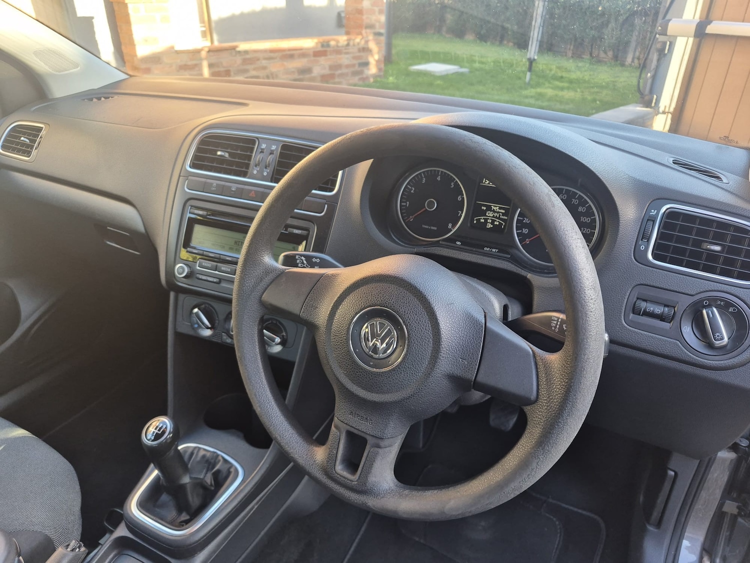 Used Volkswagen Polo 2010 for sale - 76625704: Photo 16