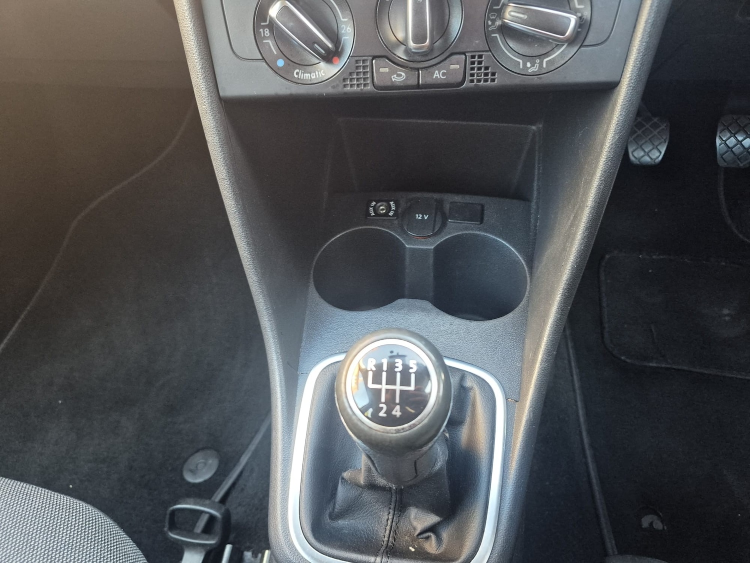 Used Volkswagen Polo 2010 for sale - 76625704: Photo 18