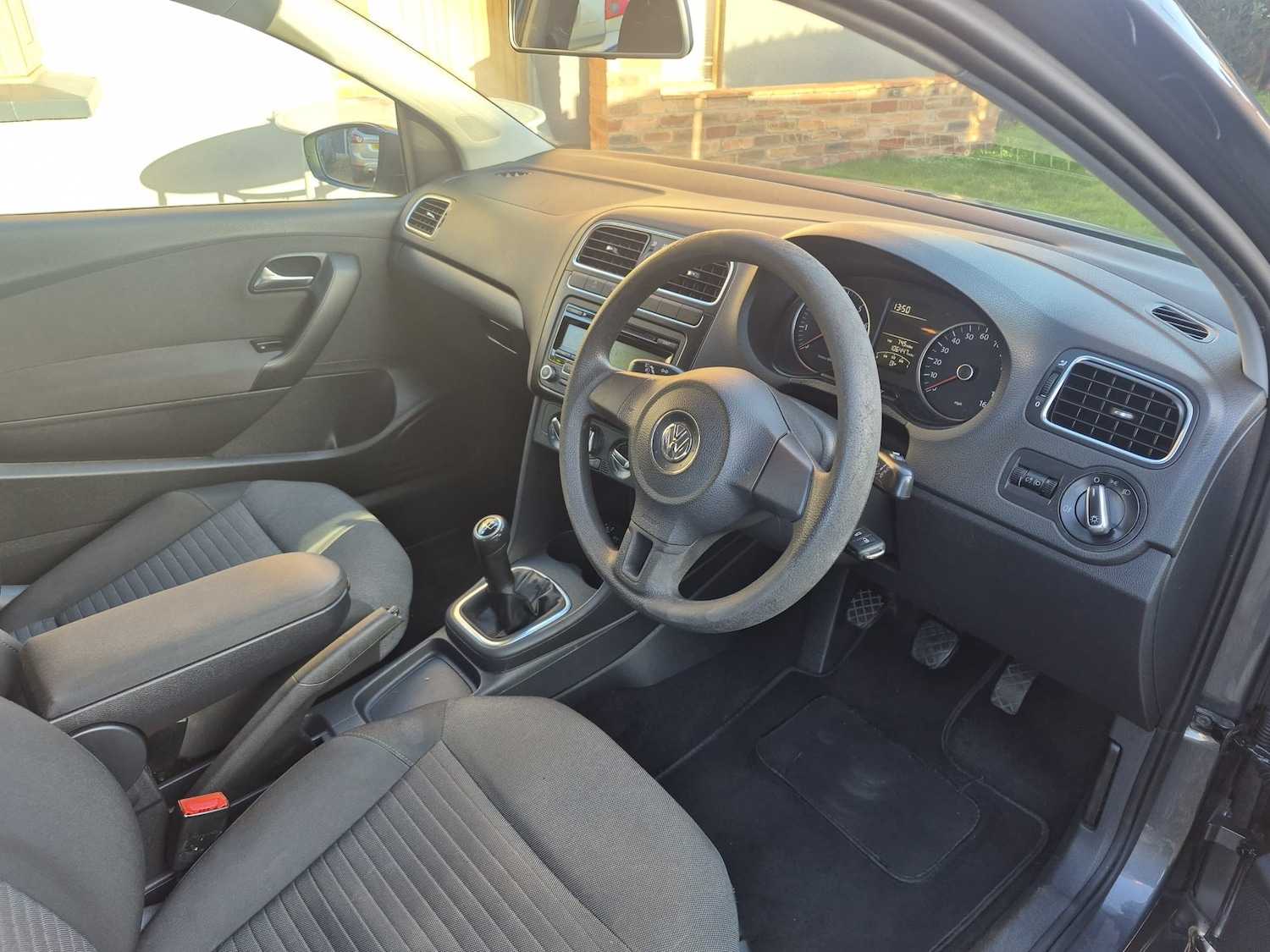 Used Volkswagen Polo 2010 for sale - 76625704: Photo 19