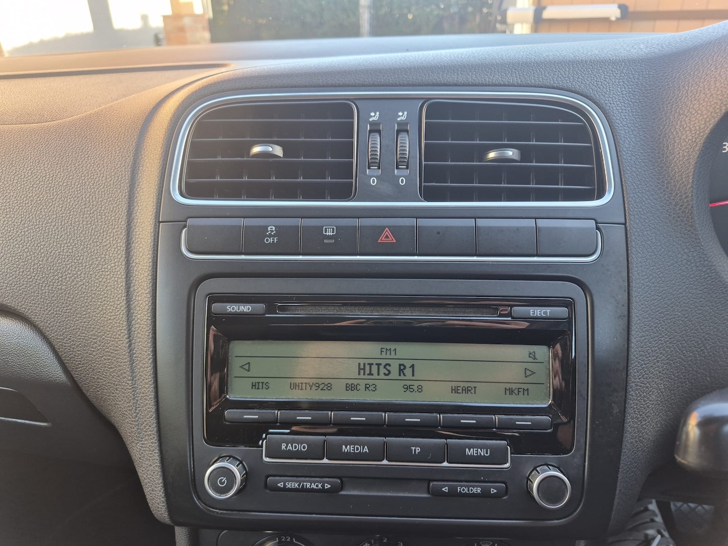 Used Volkswagen Polo 2010 for sale - 76625704: Photo 20